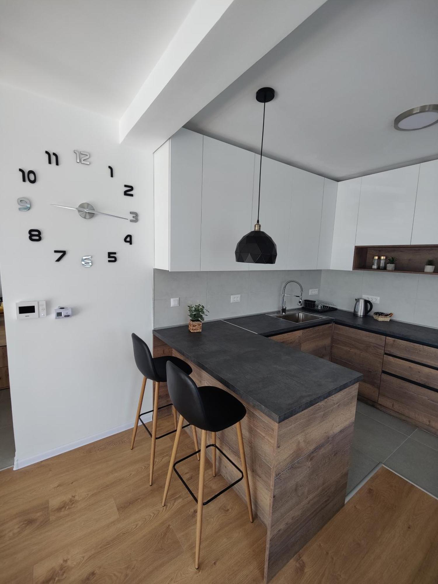 Sunflower Apartment